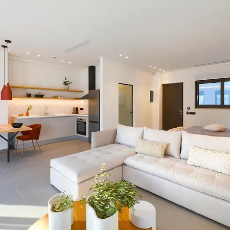 Vila My Aloni Luxury Residences *